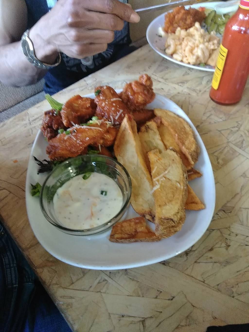 Aromas Restaurant Sports Bar & Grill | restaurant | 2617 Washington Ave, St. Louis, MO 63103, USA | 3148335022 OR +1 314-833-5022