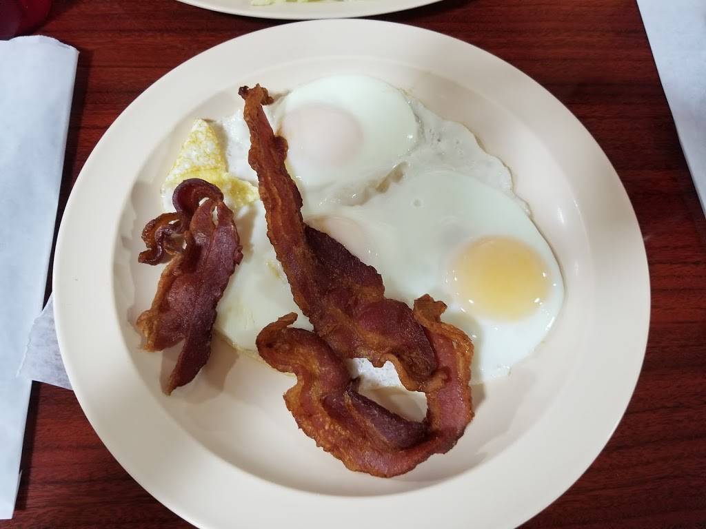 El Mambo ll Restaurant & Bakery | restaurant | 1515 SE 47th Terrace, Cape Coral, FL 33904, USA | 2399452587 OR +1 239-945-2587