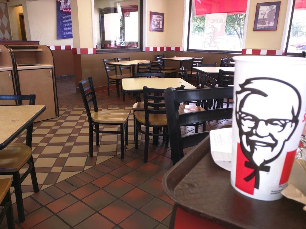 KFC | restaurant | 990 W Commercial Blvd, Fort Lauderdale, FL 33309, USA | 9544928191 OR +1 954-492-8191