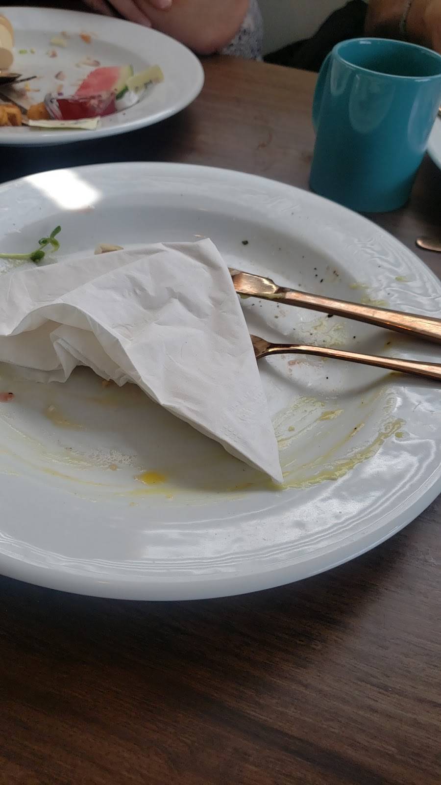 Copperspoons | restaurant | 540 Romaine St, Peterborough, ON K9J 2E2, Canada | 7058767048 OR +1 705-876-7048