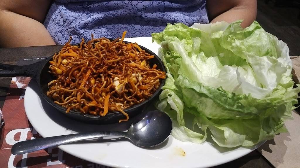 St. Louis Bar & Grill | restaurant | 444 Hollandview Trail Unit B7, Aurora, ON L4G 7Z9, Canada | 9058414445 OR +1 905-841-4445