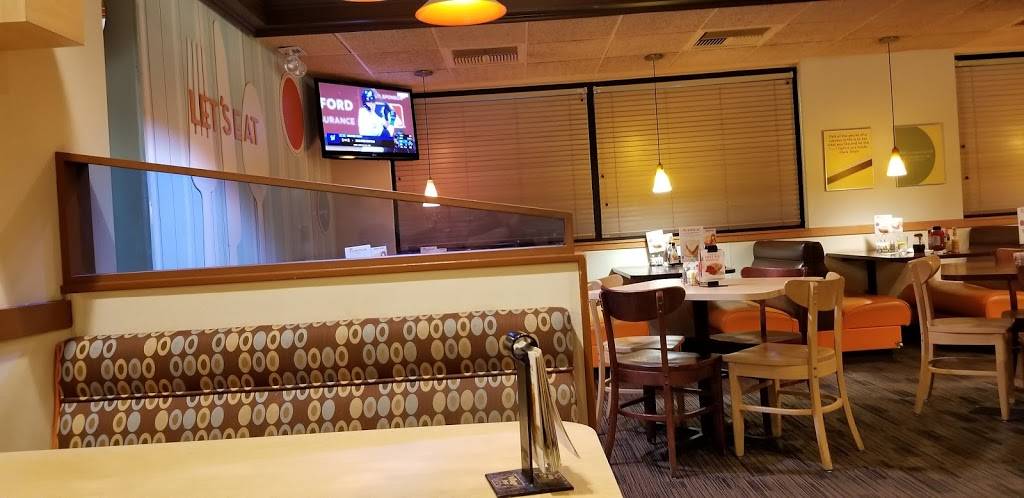 Village Inn | bakery | 17030 N Scottsdale Rd, Scottsdale, AZ 85255, USA | 4805138375 OR +1 480-513-8375