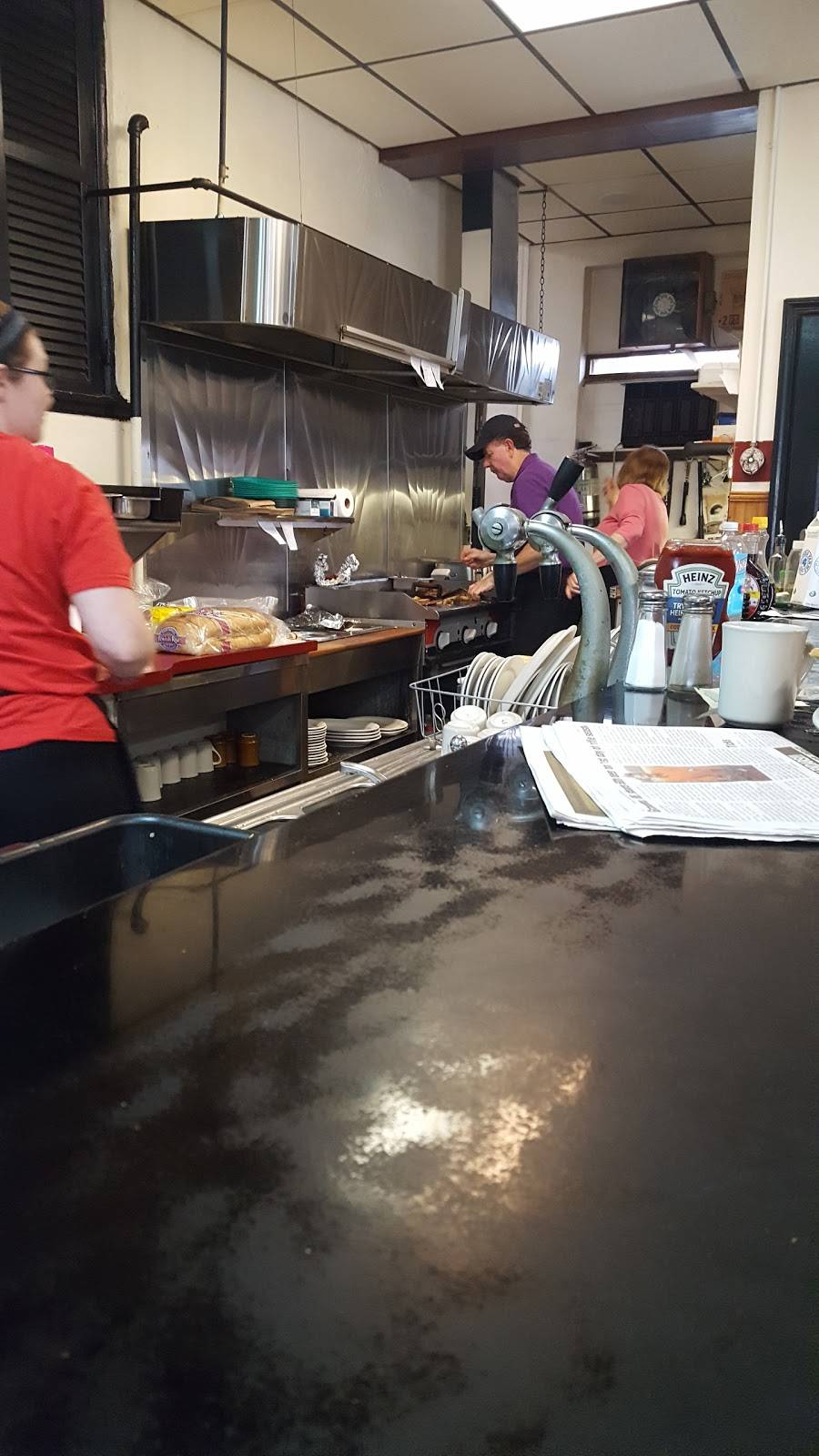 Muffins | restaurant | 1011, 138 W 4th St, Bridgeport, PA 19405, USA | 6102727587 OR +1 610-272-7587