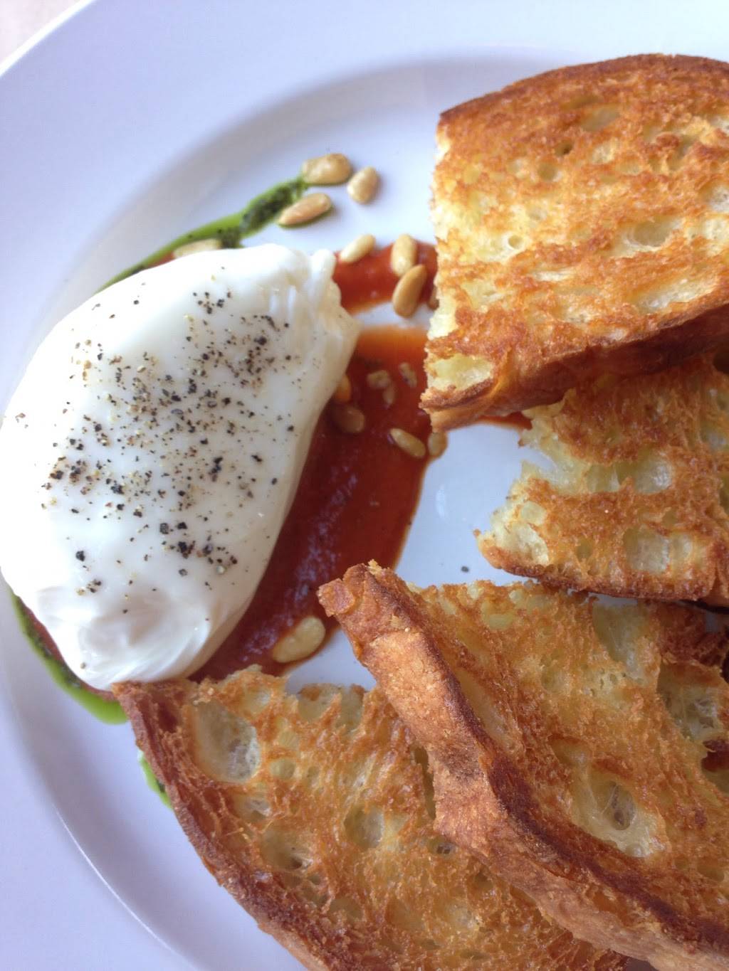 Blairs Restaurant | restaurant | 2901 Rowena Ave, Los Angeles, CA 90039, USA | 3236601882 OR +1 323-660-1882