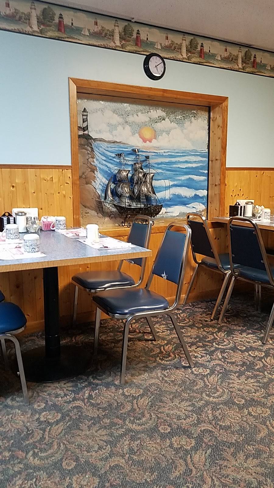 Lakeside Inn Restaurant | restaurant | 27 W Lake St, Sand Lake, MI 49343, USA | 6166368819 OR +1 616-636-8819