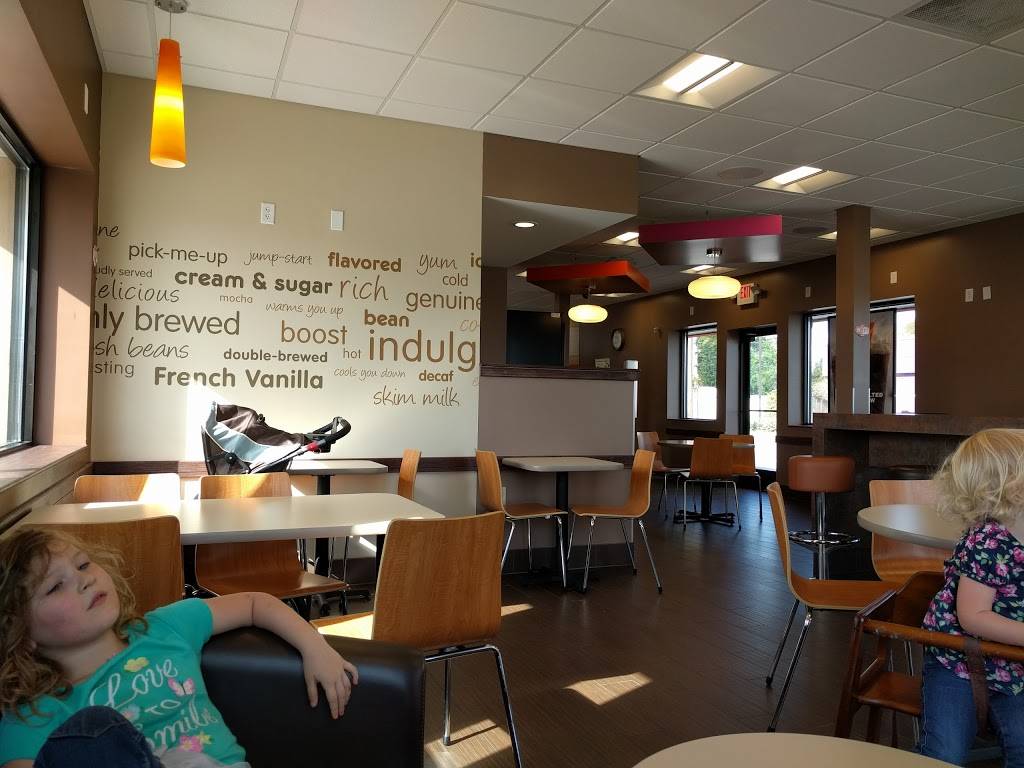 Dunkin | bakery | 801 Lee Rd, Orlando, FL 32810, USA | 4076221373 OR +1 407-622-1373