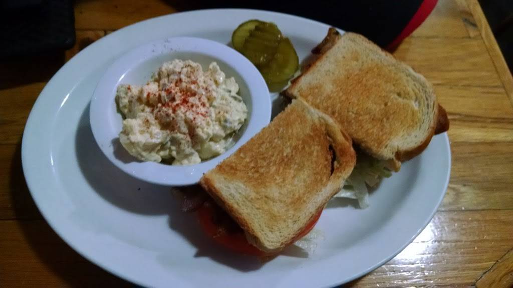 Matt and Mandys Family Diner (formerly Americas Family Diner) | restaurant | 1447 N Goerig St, Woodland, WA 98674, USA | 3602253962 OR +1 360-225-3962