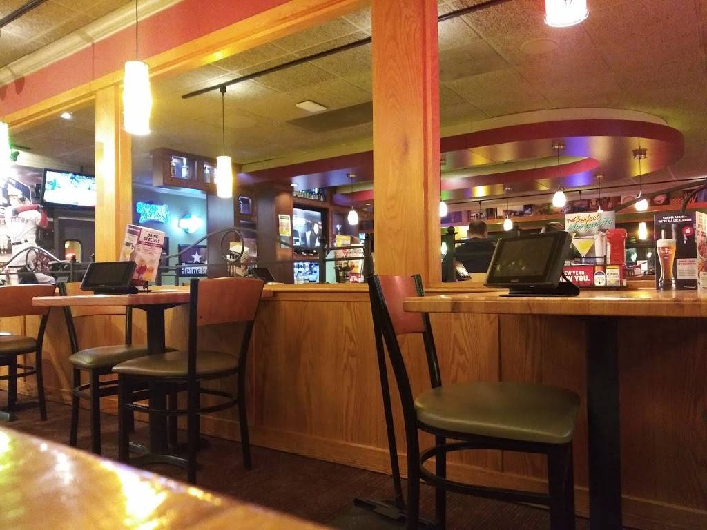 Applebees Grill + Bar | restaurant | 379 Amherst St, Somerset Plaza, Nashua, NH 03063, USA | 6038869292 OR +1 603-886-9292