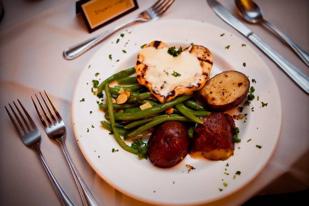 Lake Windsor Country Club | restaurant | 4628 Golf Dr, Windsor, WI 53598, USA | 6088464711 OR +1 608-846-4711