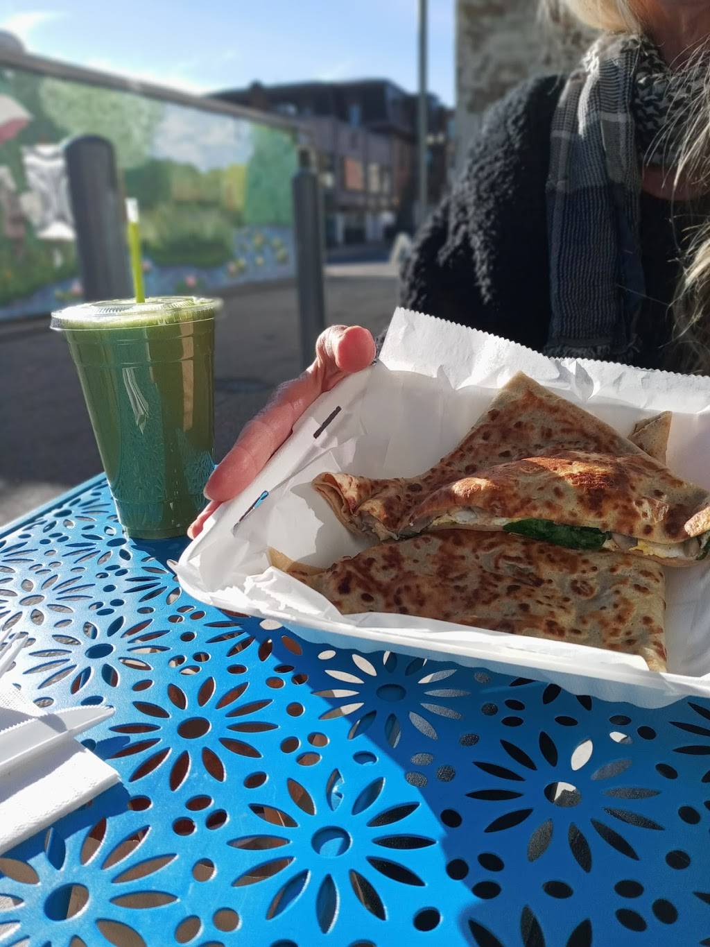 La Creperie | restaurant | 82 Fones Alley, Providence, RI 02906, USA | 4017515536 OR +1 401-751-5536