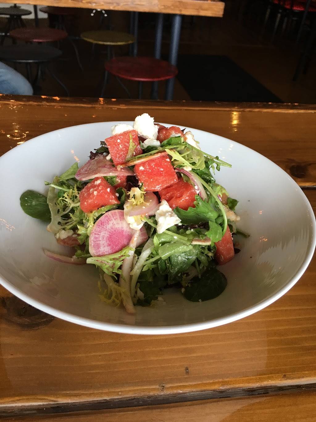 Zig Zag Restaurant | restaurant | 4429 W Montrose Ave, Chicago, IL 60641, USA | 7739357000 OR +1 773-935-7000