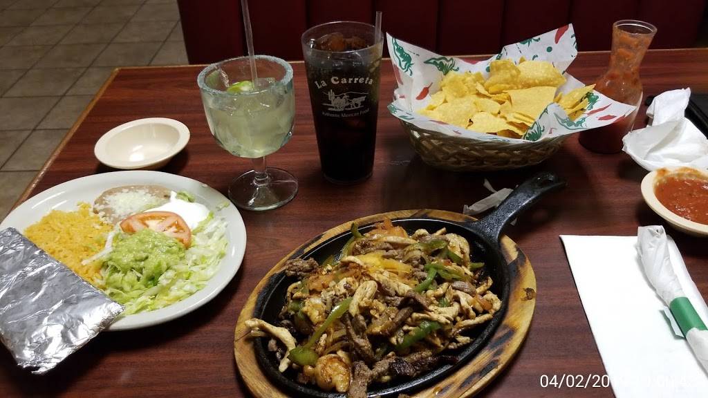 La Carreta | restaurant | 5790 MacCorkle Ave SE, Charleston, WV 25304, USA | 3049254590 OR +1 304-925-4590