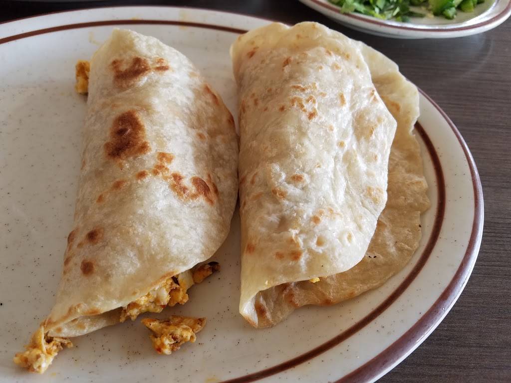 Carnitas Mexican Grill | restaurant | 8111 North Sam Houston Pkwy W, Houston, TX 77064, USA | 8326047305 OR +1 832-604-7305