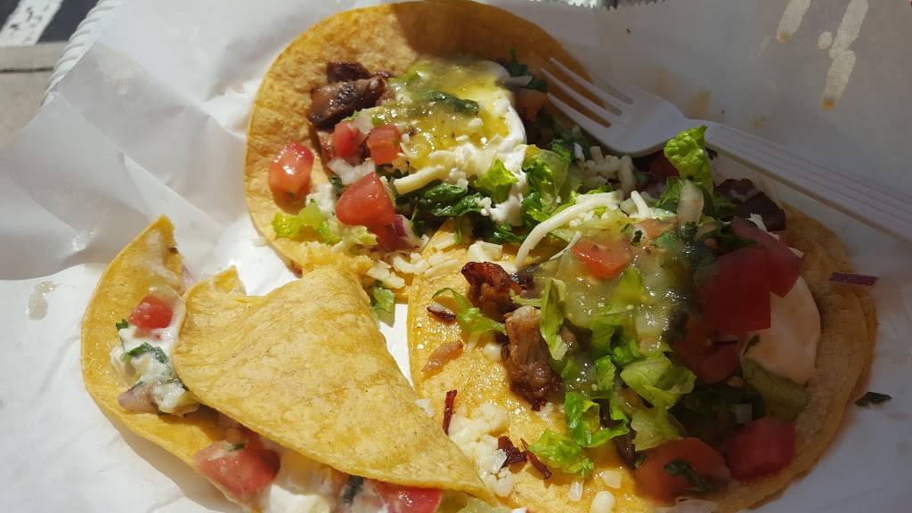 Los Burritos | restaurant | 1580 Crossways Blvd, Chesapeake, VA 23320, USA | 7572338928 OR +1 757-233-8928