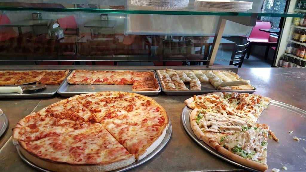 Short Stop Pizzeria Inc | restaurant | 8 Indian Head Rd, Kings Park, NY 11754, USA | 6312697172 OR +1 631-269-7172