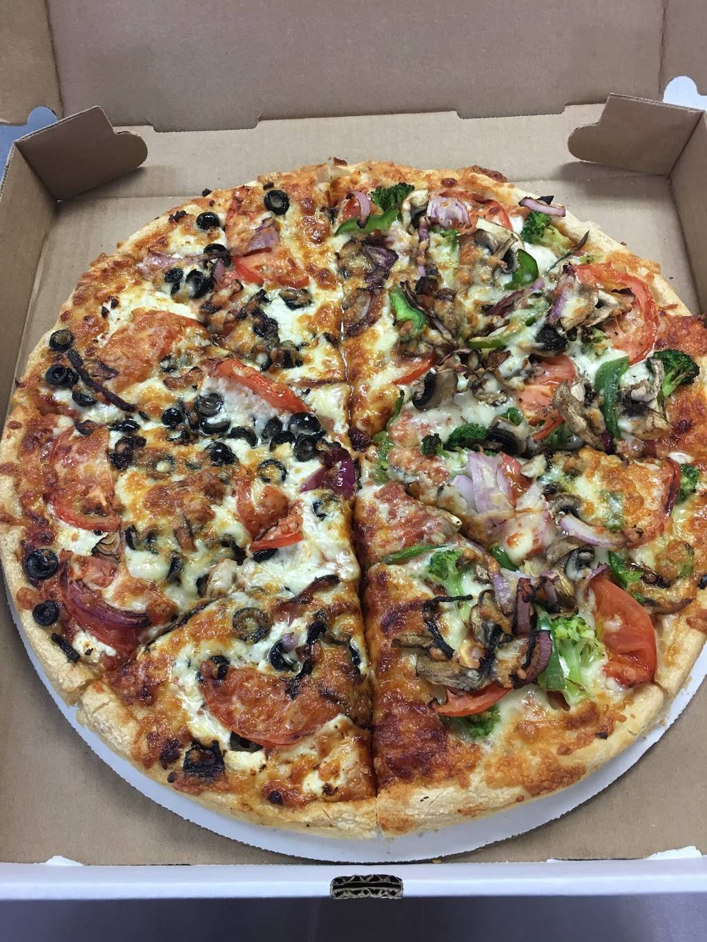 Sammys House of Pizza Restaurant | restaurant | 1388 Mineral Spring Ave, North Providence, RI 02904, USA | 4013537827 OR +1 401-353-7827