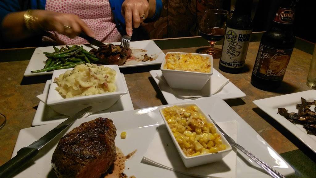 6 Autumns Food & Spirits | restaurant | 3855 IN-127, Angola, IN 46703, USA | 2606243644 OR +1 260-624-3644