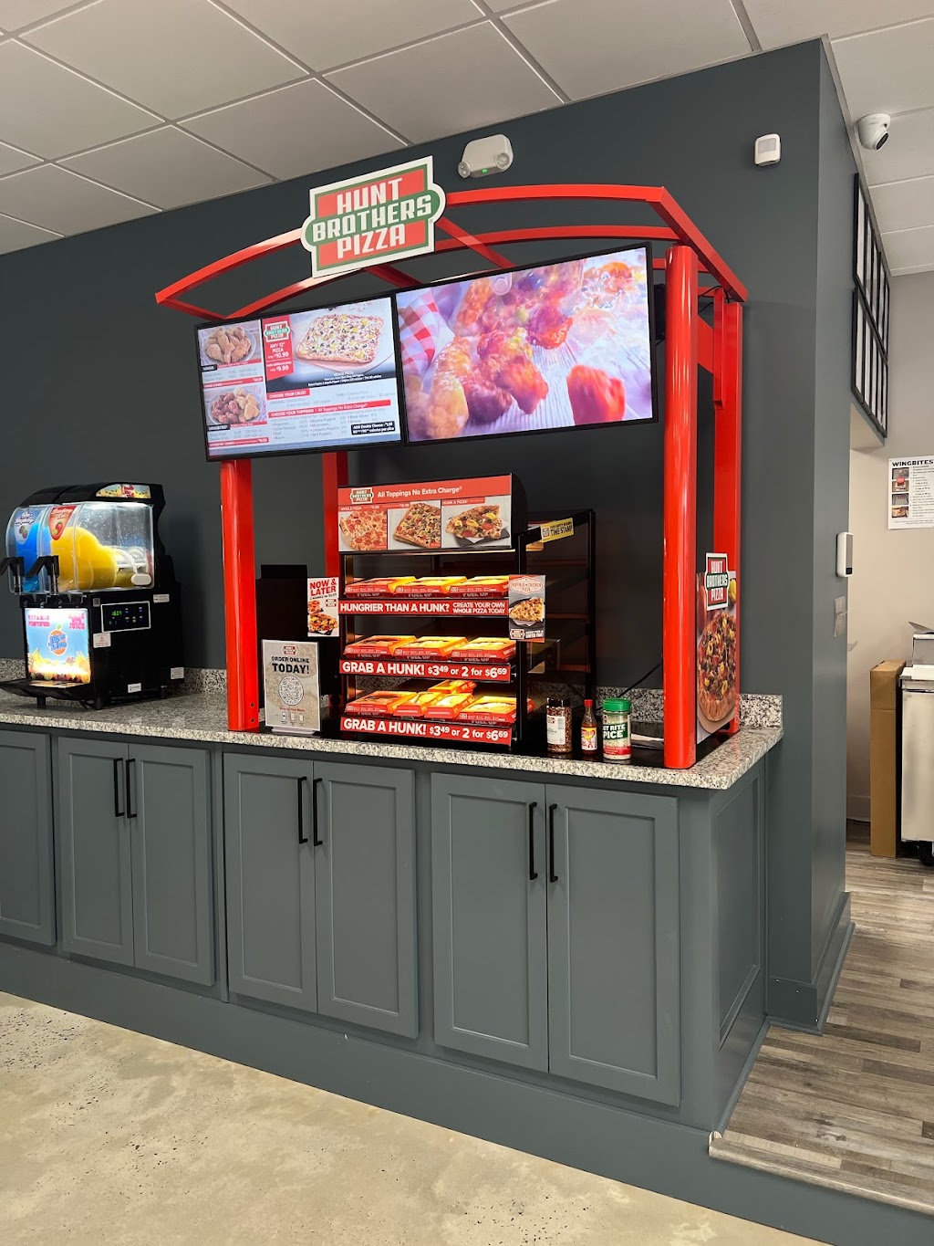 Hunt Brothers Pizza | meal takeaway | 11 Jordan Rd, Tifton, GA 31794, USA | 2293965174 OR +1 229-396-5174