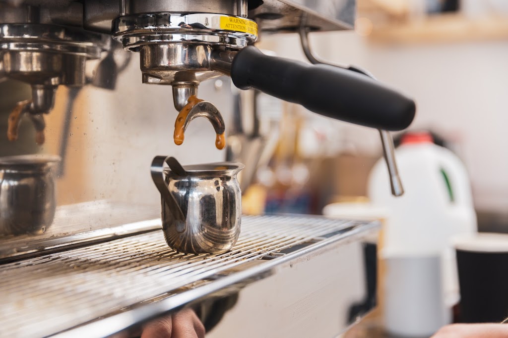 Café Con Leche Craft Coffee & Coffee Roasters | cafe | 400 San Benito St Suite 104, Hollister, CA 95023, USA | 8317376114 OR +1 831-737-6114