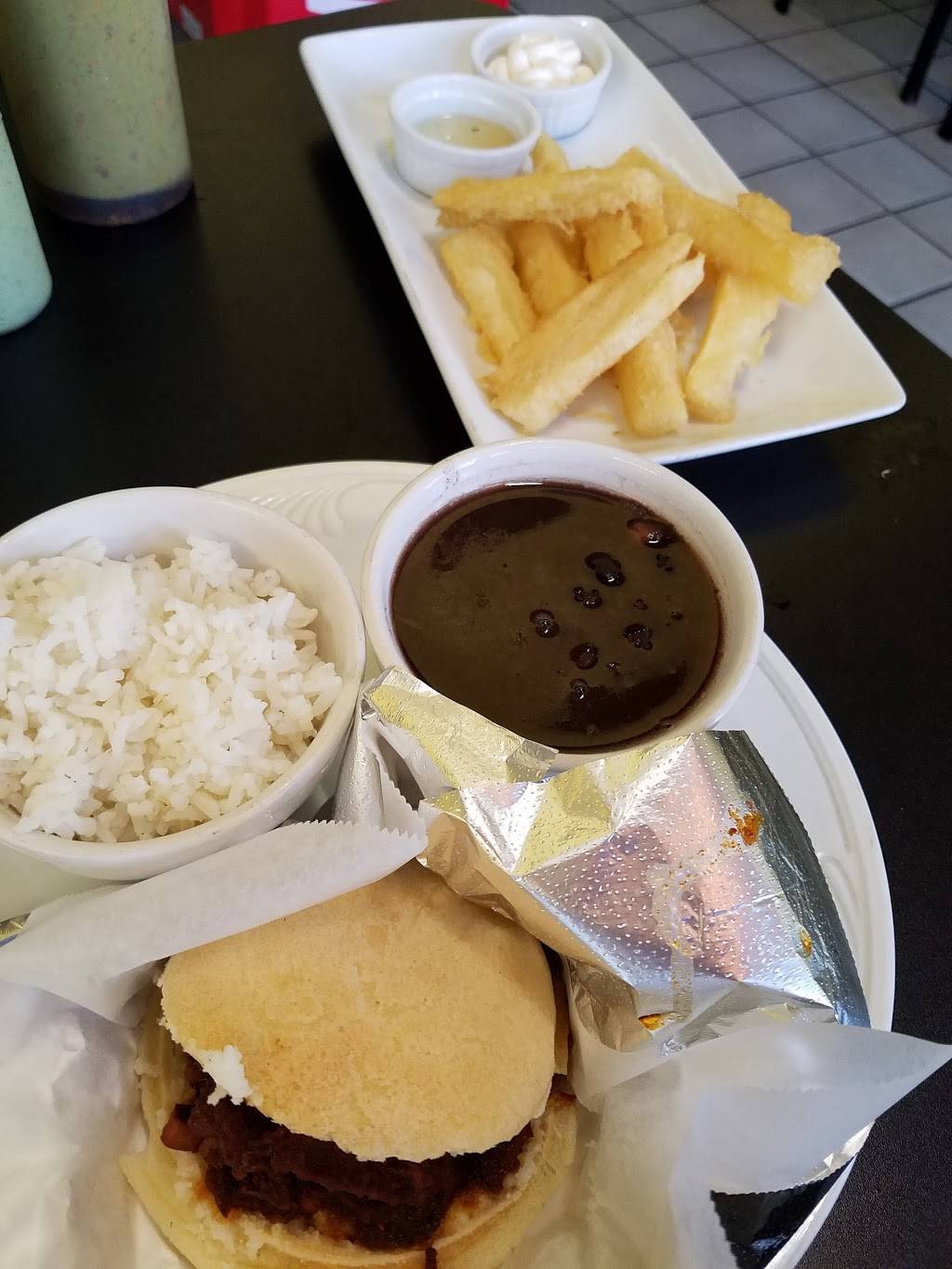 Mil Jugos | restaurant | 320 W 5th St, Santa Ana, CA 92701, USA | 7148364601 OR +1 714-836-4601