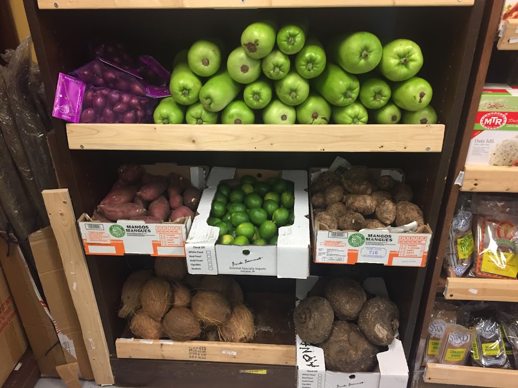 Namastay World Market | restaurant | 2400 S Memorial Dr Suite 2B, Greenville, NC 27834, USA | 2529995007 OR +1 252-999-5007