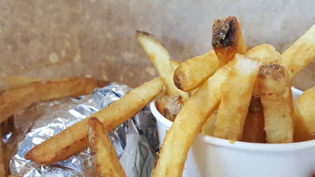 Five Guys | meal takeaway | 10060 Alabama St, Redlands, CA 92374, USA | 9093356666 OR +1 909-335-6666