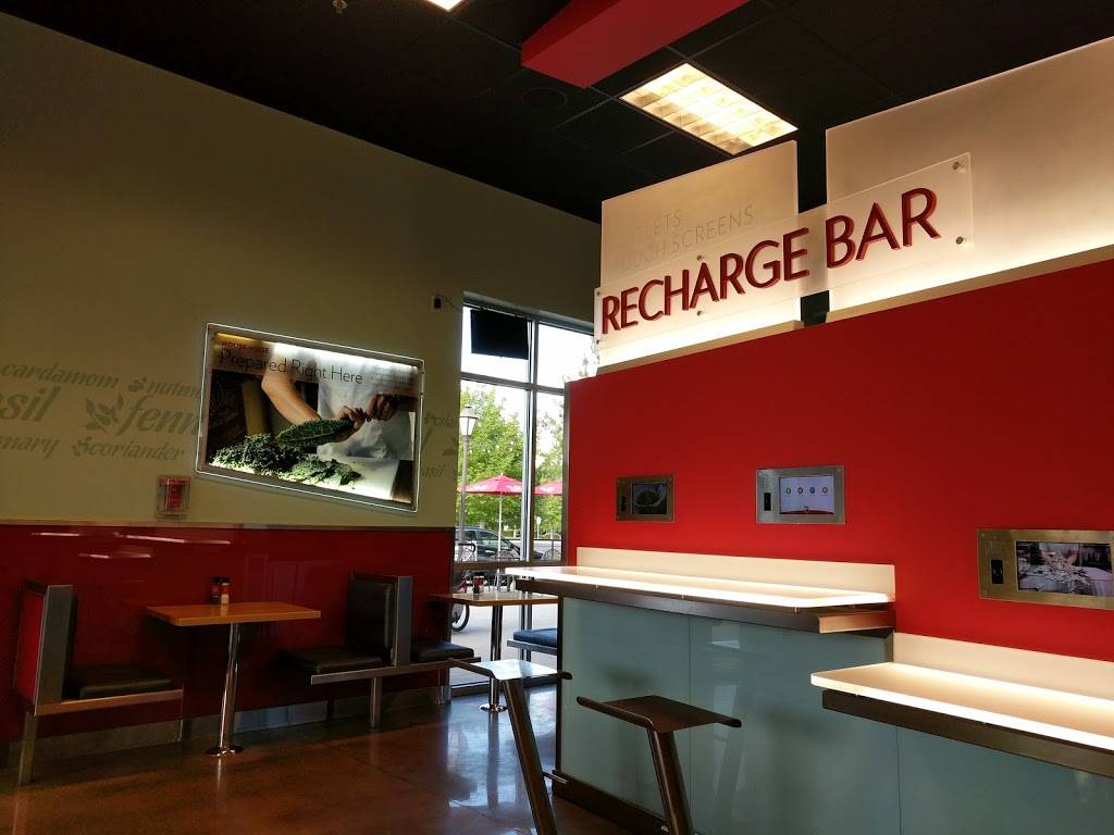 Café Zupas | meal takeaway | 10680 S River Front Pkwy, South Jordan, UT 84095, USA | 8012538881 OR +1 801-253-8881