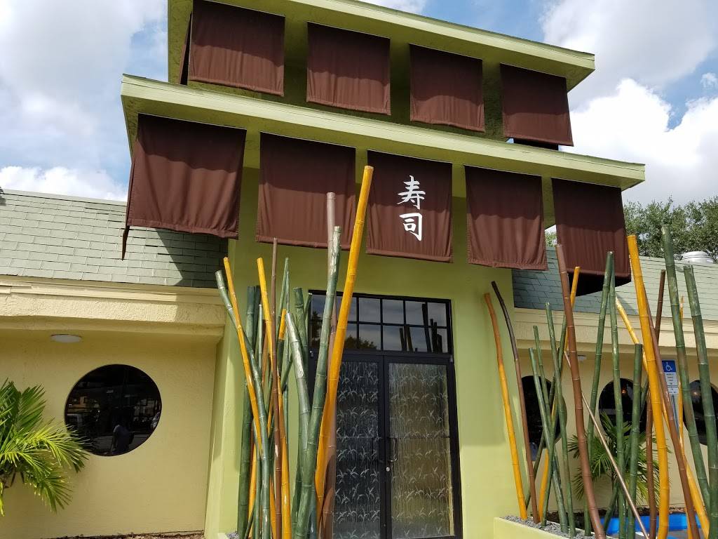 Hooks on 4th | restaurant | 7900 4th St N, St. Petersburg, FL 33702, USA | 7275774665 OR +1 727-577-4665