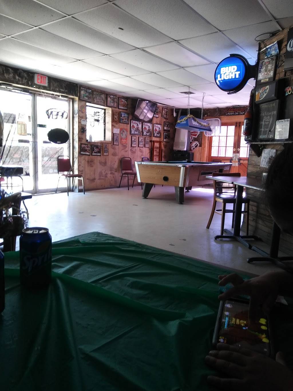 The Bull Saloon | restaurant | 13490 Orange Ave, Fort Pierce, FL 34945, USA | 7728015208 OR +1 772-801-5208