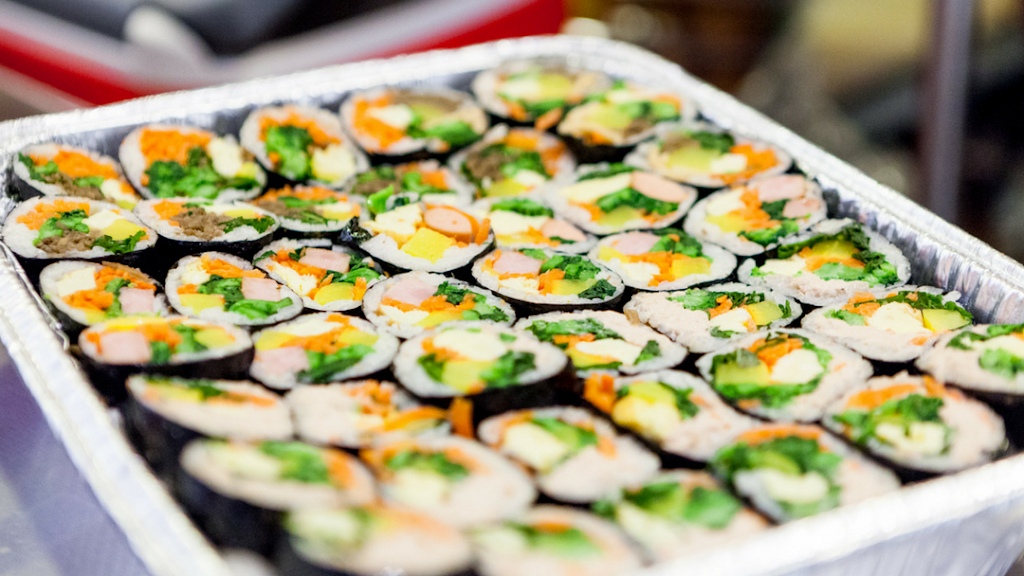 California Market Gimbap | restaurant | 450 S Western Ave Suite 105, Los Angeles, CA 90020, USA | 2135683128 OR +1 213-568-3128