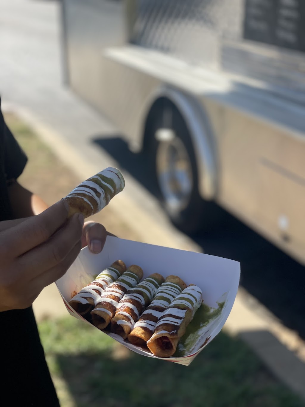 Gracias Señor Taqueria | restaurant | 15120 Sunset Blvd, Pacific Palisades, CA 90272, USA | 3233863424 OR +1 323-386-3424