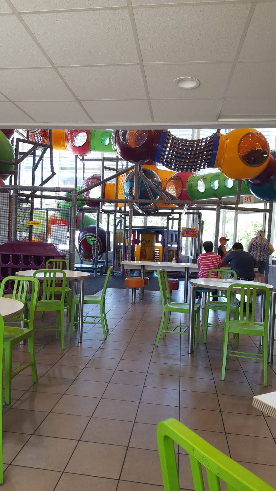 McDonalds | cafe | 109 S Gilbert St, Danville, IL 61832, USA | 2174464084 OR +1 217-446-4084