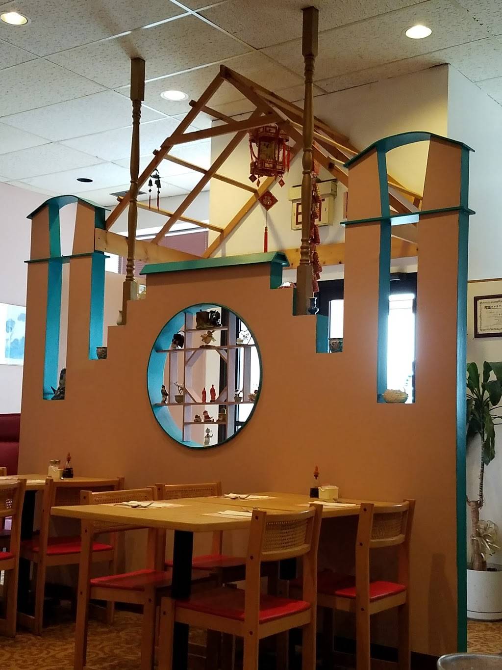 Sichuan Palace | meal takeaway | 60 Federal Dr, Pittsburgh, PA 15235, USA | 4122417110 OR +1 412-241-7110