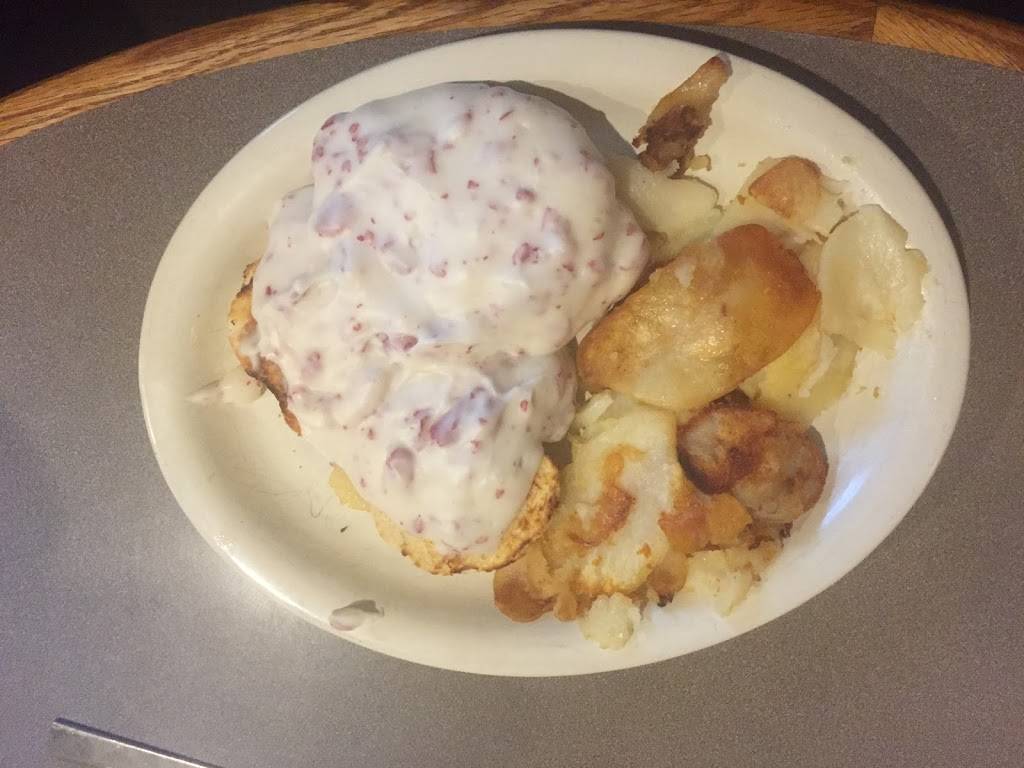 Mary Janes Restaurant | restaurant | 4345 W Market St, York, PA 17408, USA | 7177920796 OR +1 717-792-0796