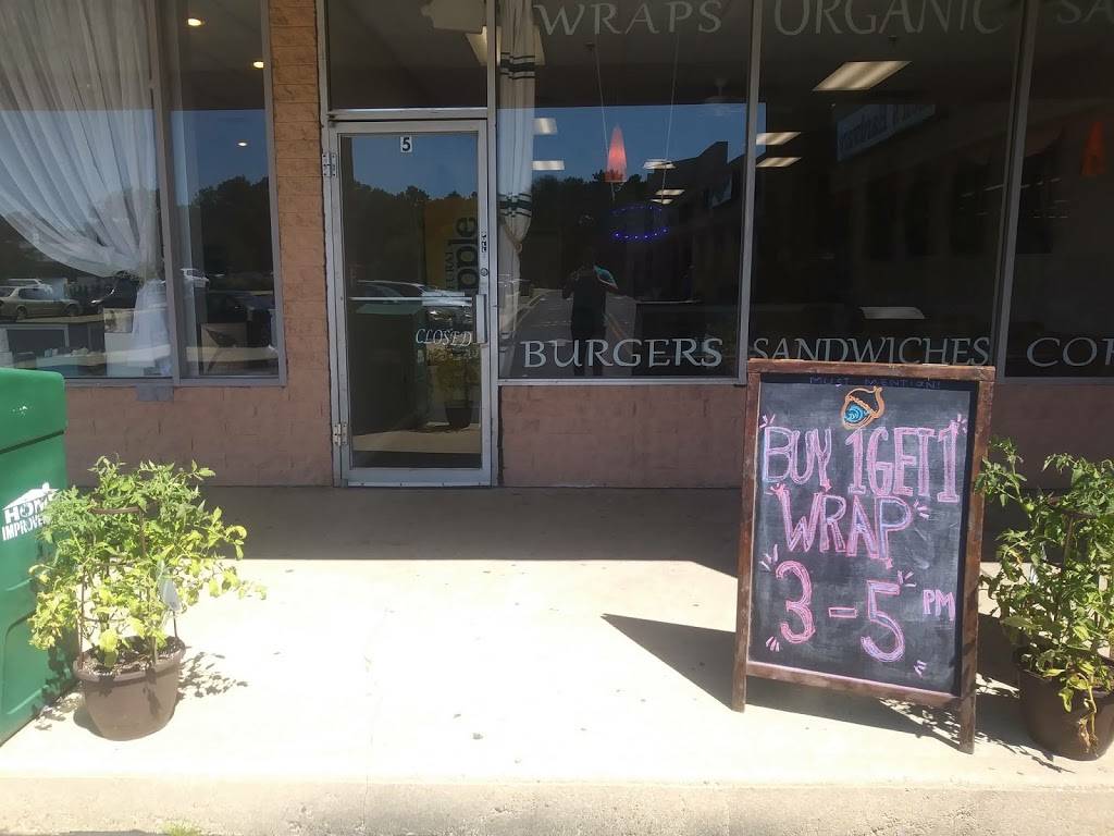 FAMISHED eatery | restaurant | 3818, 1001 Fischer Blvd suite 5, Toms River, NJ 08753, USA | 7329988231 OR +1 732-998-8231