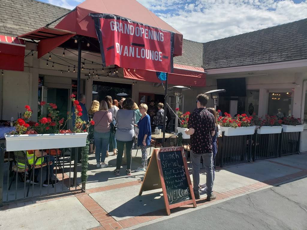 Divan Mediterranean Grill and Hookah Lounge | restaurant | 303 El Camino Real, Tustin, CA 92780, USA | 7144858242 OR +1 714-485-8242