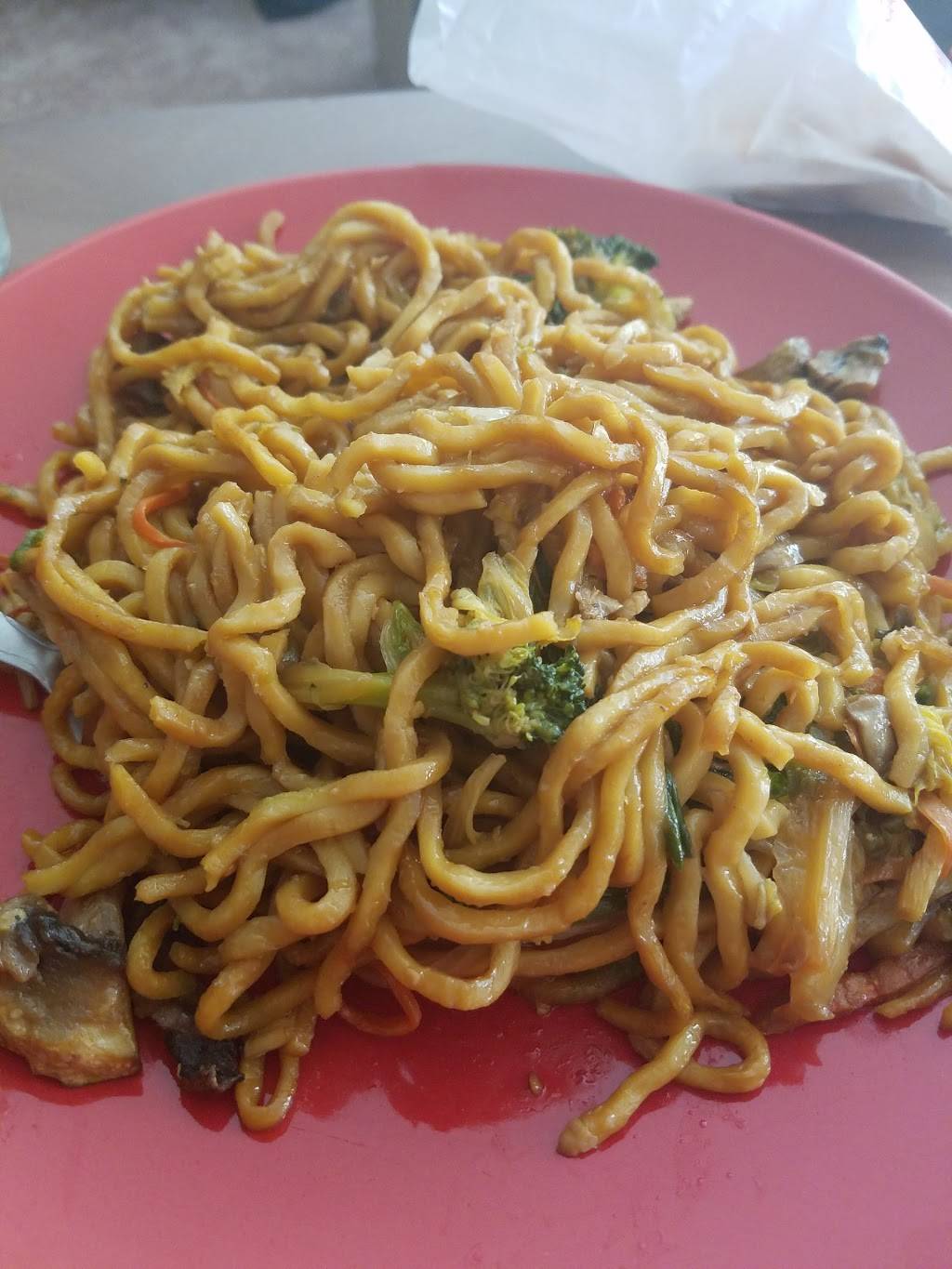 Ya Ya China | restaurant | 8333 W Appleton Ave, Milwaukee, WI 53218, USA | 4143931143 OR +1 414-393-1143