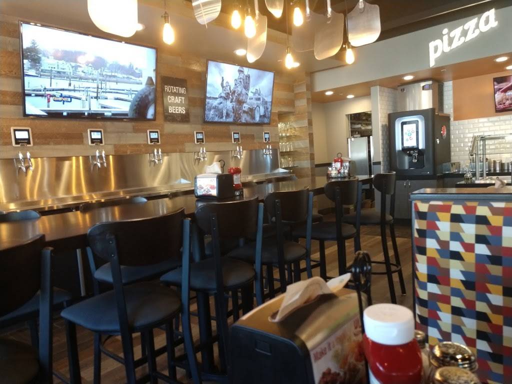 Round Table Pizza-Wings-Brew | meal delivery | 629 San Ramon Valley Blvd, Danville, CA 94526, USA | 9258204000 OR +1 925-820-4000