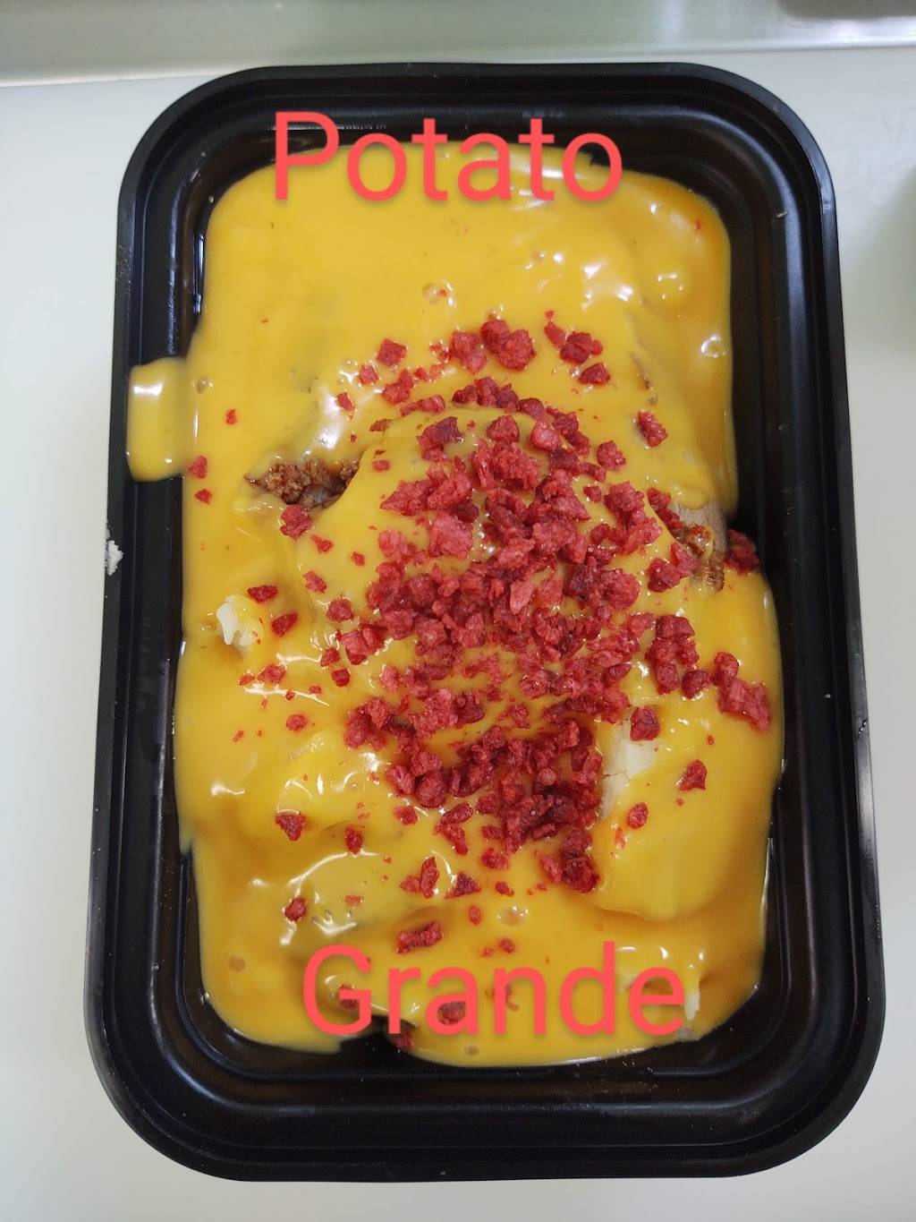 El-Dee Plus | restaurant | 203 West Ave S, Lyons, KS 67554, USA | 6205092205 OR +1 620-509-2205