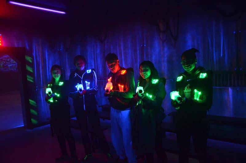 Zone 15 - Laser Tag, Mini-Putt, Réalité Virtuelle, Simulateurs d | restaurant | 3705 Autoroute des Laurentides, Laval, QC H7L 3H7, Canada | 4506814474 OR +1 450-681-4474