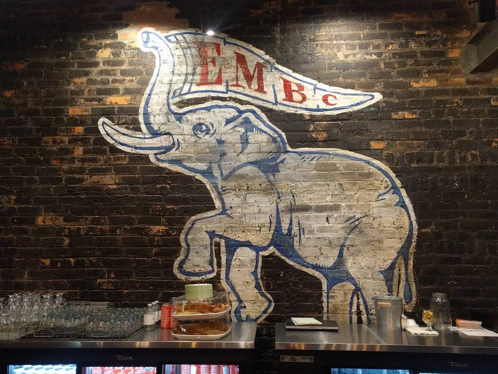 Eastern Market Brewing Co | restaurant | 2515 Riopelle St, Detroit, MI 48207, USA | 3135025165 OR +1 313-502-5165
