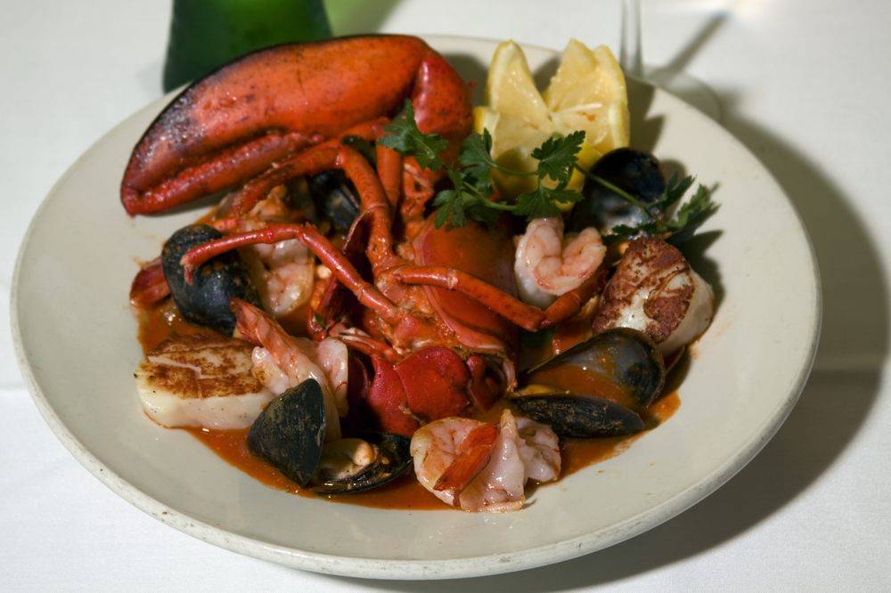 Oliva Trattoria | meal delivery | 4449 Van Nuys Blvd, Sherman Oaks, CA 91403, USA | 8187894490 OR +1 818-789-4490