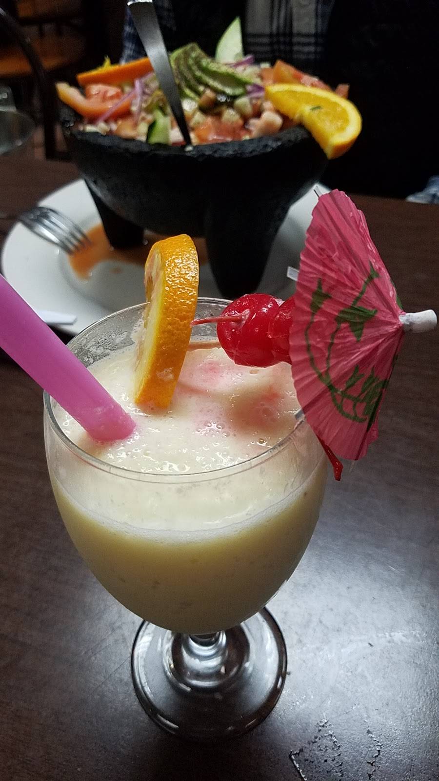 Playas Nayaritas | restaurant | 2211 W Lake St, Melrose Park, IL 60160, USA | 7083441700 OR +1 708-344-1700