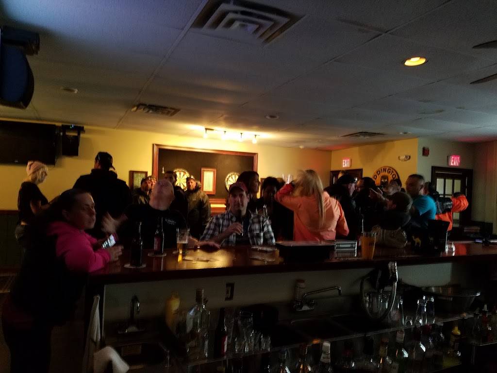 Caseys Irish Pub | restaurant | 2019 Bridgeport Ave, Milford, CT 06460, USA | 2038741411 OR +1 203-874-1411