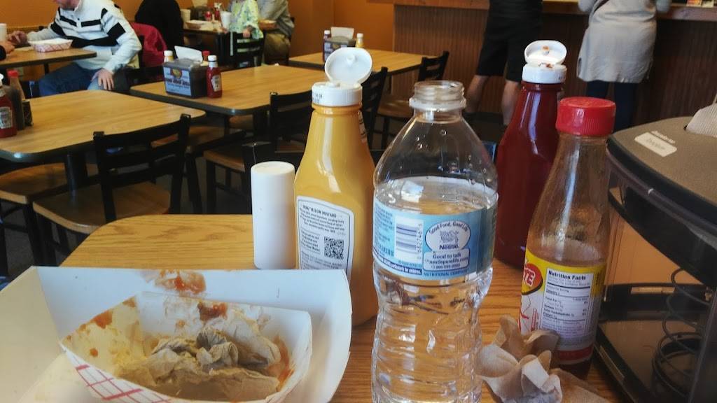 Dawg House Grille | restaurant | 1199 S Pleasantburg Dr # A, Greenville, SC 29605, USA | 8642365496 OR +1 864-236-5496