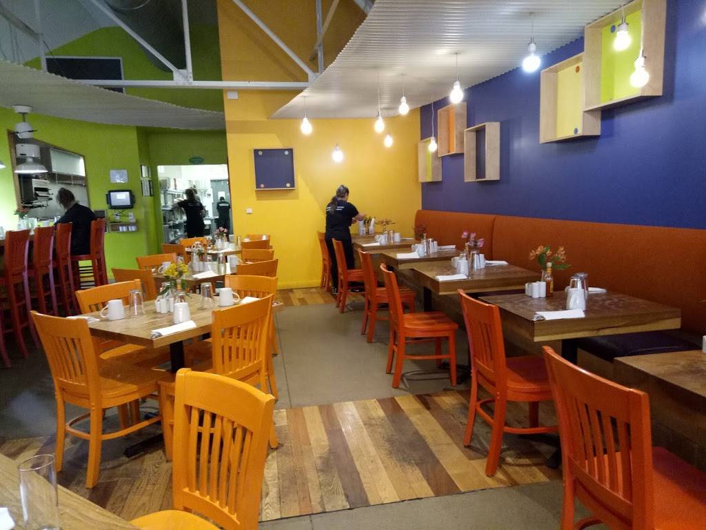 Simple Cafe Milwaukee | restaurant | 2124 N Farwell Ave, Milwaukee, WI 53202, USA | 4142712124 OR +1 414-271-2124