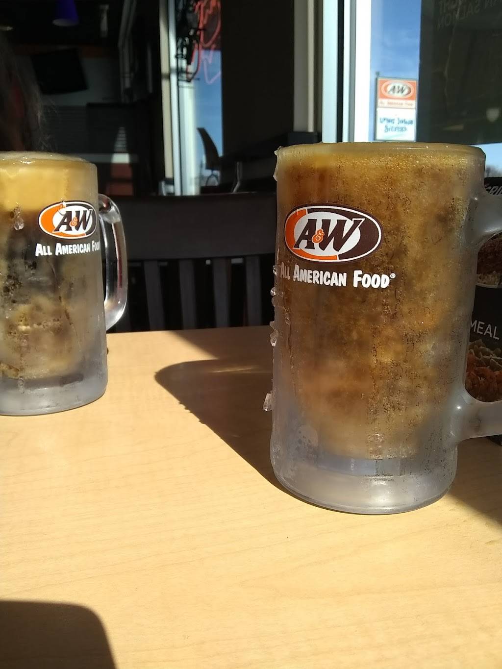 Long John Silvers | meal takeaway | 547 S Rock Rd, Wichita, KS 67207, USA | 3166828463 OR +1 316-682-8463