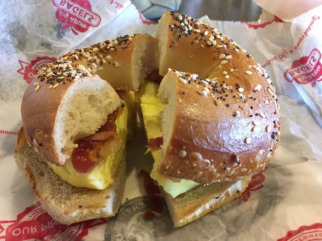 Big Apple Bagels | bakery | 36741 Garfield Rd, Clinton Twp, MI 48035, USA | 5867901340 OR +1 586-790-1340