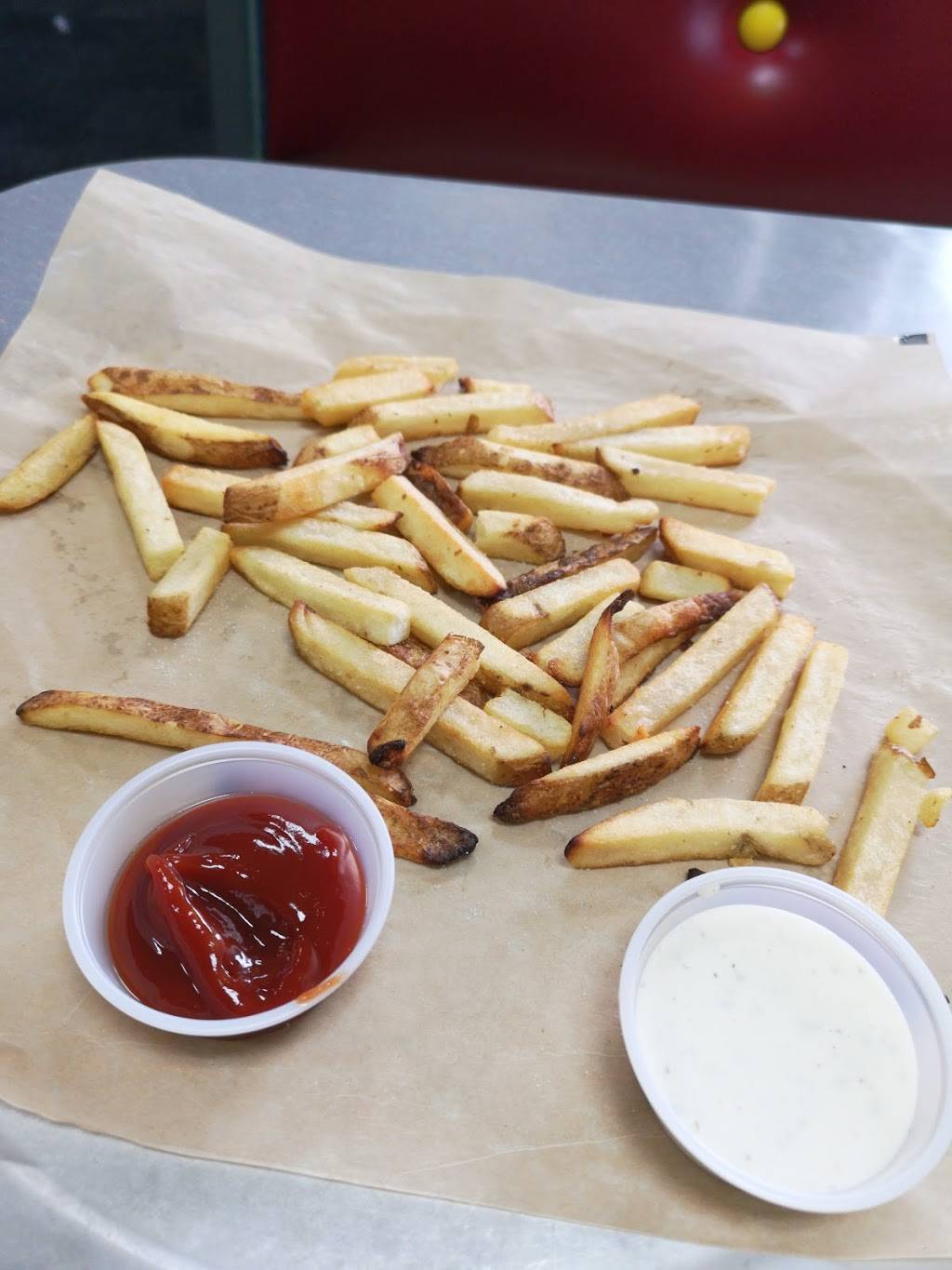 Chuck E. Cheeses | restaurant | 3419 48th St, Long Island City, NY 11101, USA | 7187283600 OR +1 718-728-3600