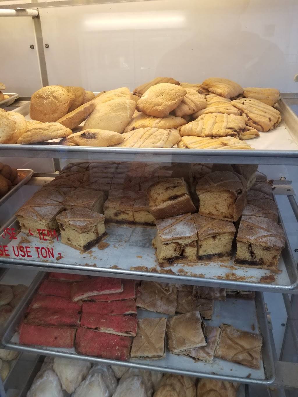 Panaderia Sabor Latino | restaurant | 2722 W Pico Blvd, Los Angeles, CA 90006, USA | 3234020408 OR +1 323-402-0408